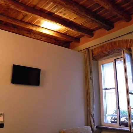 Oda ve Kahvaltı In Centro Charme Bergamo